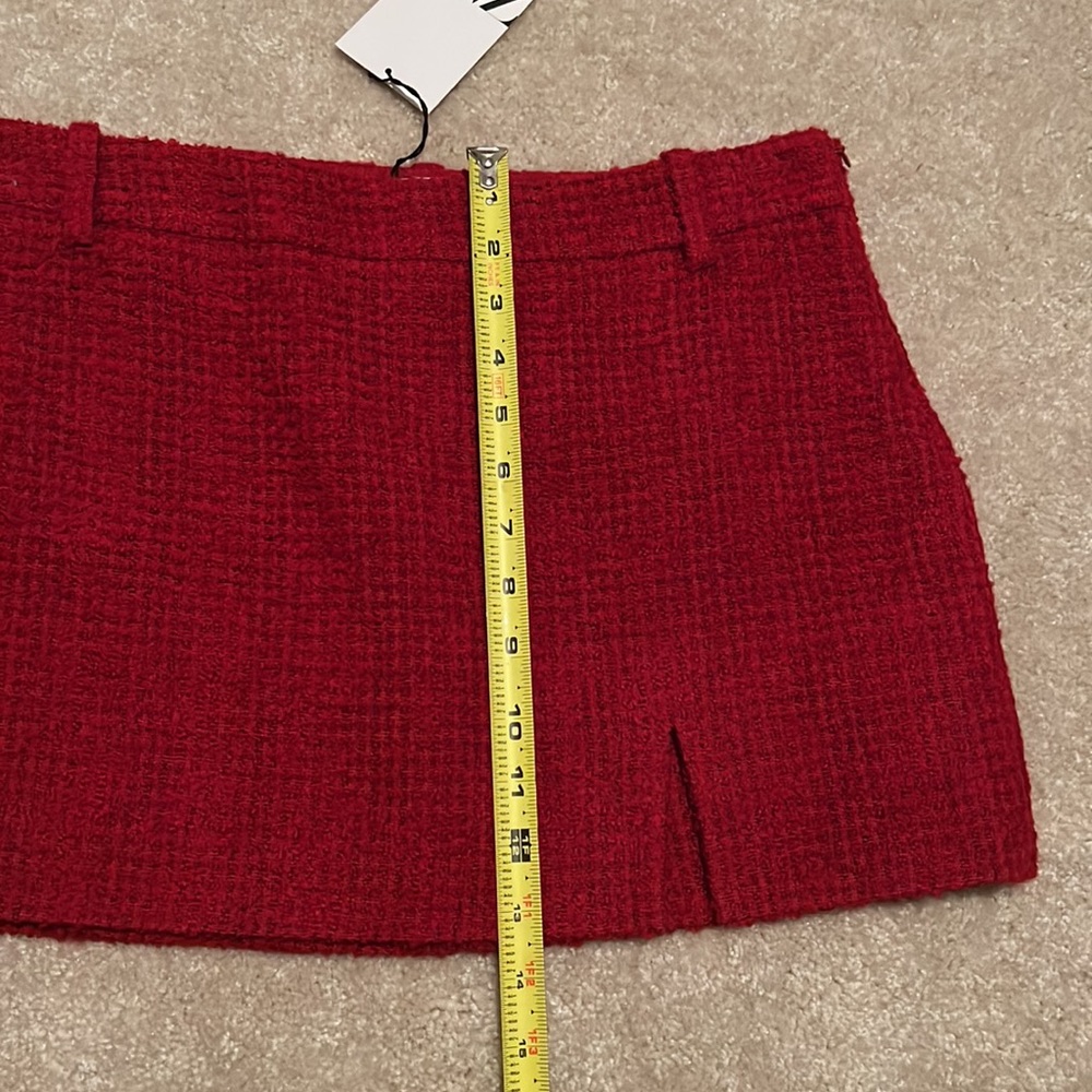 ZARA TEXTURED RED SKIRT WITH SLIT - Picture 11 of 12